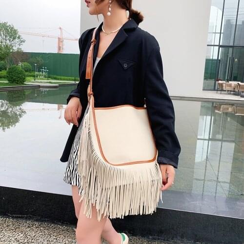 Brand Designer Tassel Women Crossbody Bag Large Capacity Bucket Bag Luxury Leather Shoulder Handbag Contrast Color Messenger Bag