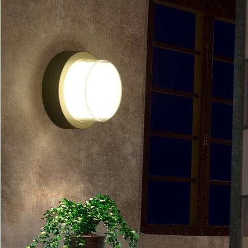 ShowOne Outdoor Wall Lights