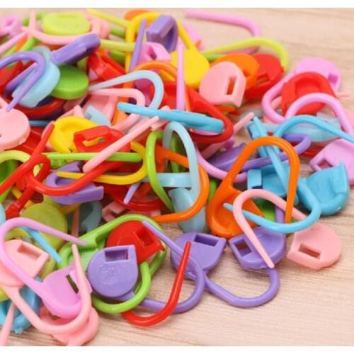 100Pcs Colorful Knitting Stitch Markers Crochet Locking Tool Craft Ring Holder