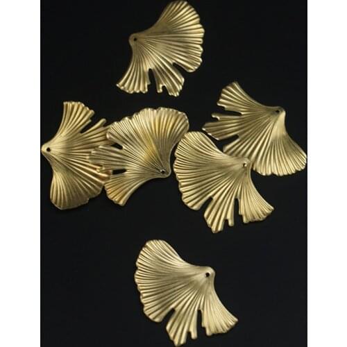 Brass 45.7*30.1mm Single Hole Embossed Ginkgo Leaf Pendant One Hole Shaped Leaf Necklace Clothing Accessories