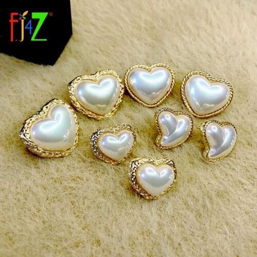 F.J4Z Trend Sweet Heart Stud Earrings for Women Glossy Quality Simulated Pearl Cocktail Earring Jewelry Anti-allergiy Pin