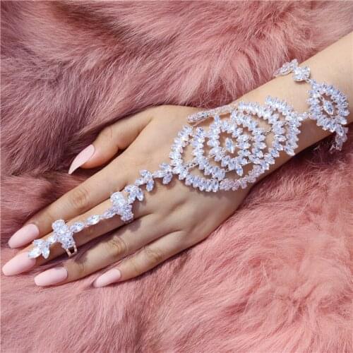 New Fashion Romantic Zircon Princess Bracelet Ring Set Shining Crystal Charm Womens Party Jewelry Wholesale And Retail