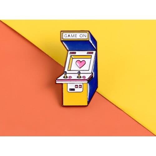 Cartoon Fun Retro Memories Game Machine Game End Rocker Love Enamel Brooch Alloy Badge Denim Clothes Bags Pins Cute Jewelry Gift
