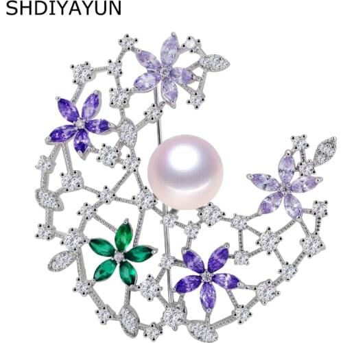 SHDIYAYUN 2019 Factory Direct Sale Pearl Brooch For Women Fresh Moon Brooches Pins Natural Freshwater Pearl Fine Jewelry G