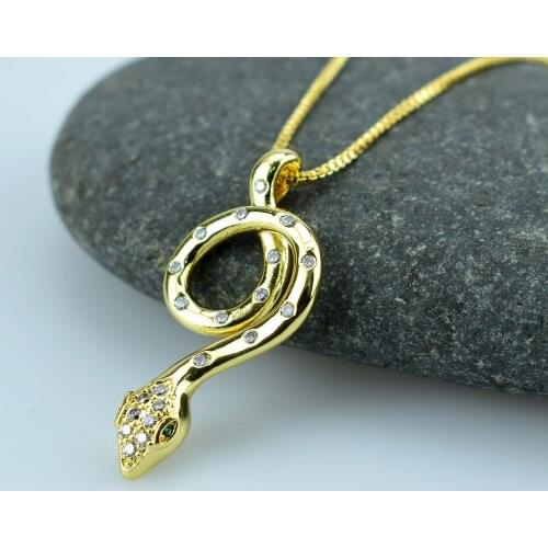 New Fashion Necklace 35*18mm Snake Cobra Pendants Short Long Women Colar Gift Jewelry Choker