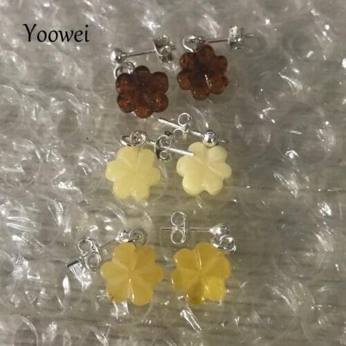 Yoowei Plum Flower Amber Earrings Baltic Genuine Natural Amber Jewelry Gift pendientes ambar Folk Style Unique Earring Wholesale