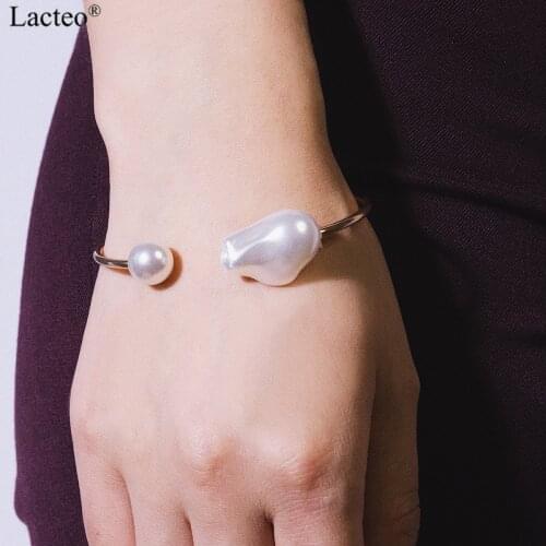 Lacteo Rigid Bracelets