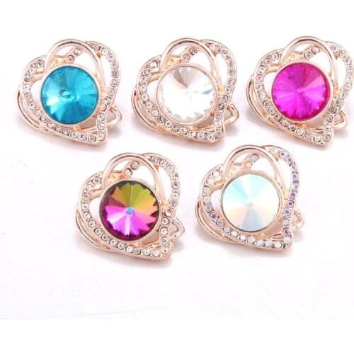 2019 New 10pcs/lot High Quality 18mm Heart Fashion Snap Button Bracelet Charm Rhinestone Button ginger Crystal Snaps Jewelry