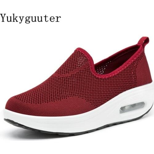 Woman Sports Running Shoes Flats Outdoor Sneakers Summer Mesh Breathable Couple Lightweight Athletic Slip On Platform