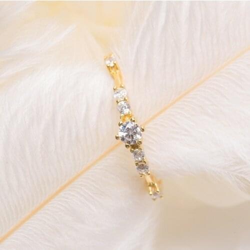 Refined Simple Ring Zinc Alloy Inlay Small Broken Drill Rings Women Wedding Valentines Day Present Fashion Jewelry