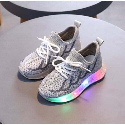 Kids Breathable Toddler Shoes Boys Lightweight Glowing Sneakers Girls Luminous Sneakers Children Led Light Up Sport Shoes