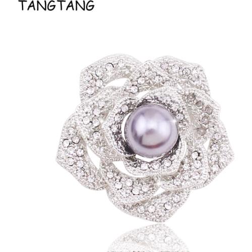 2018 New Elegant Paved Rhinestone Austria Crystal Flower Brooches Pins For Women Big Pearl Scarf Coat Brooch Broch Mujer BH8370