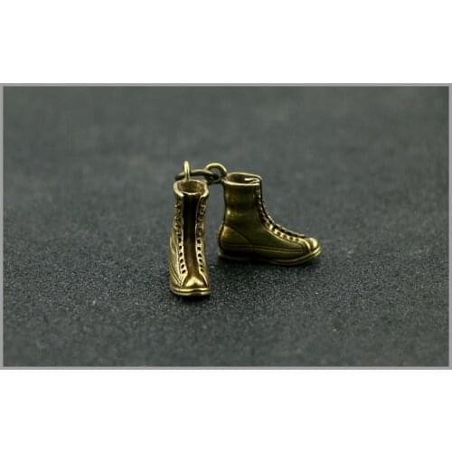 Antique Handmade Brass pair shoes boots DIY desktop ornament car key pendant Miniature portable Fitting Keychain Pendant a4172