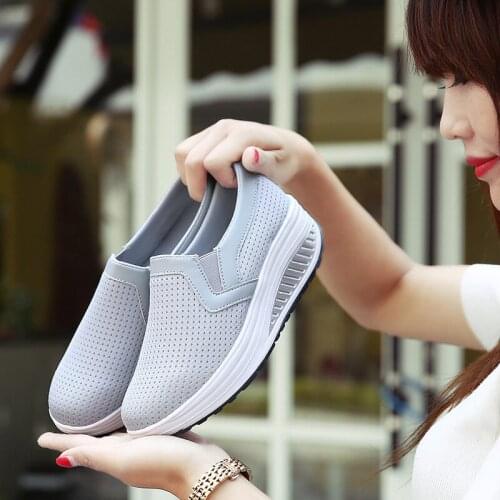 Fashion Women Shoes Slip On Casual Sneakers Women Soft Women Vulcanized Shoes Mesh Sneakers Platform Shoes Woman Tenis Femininog