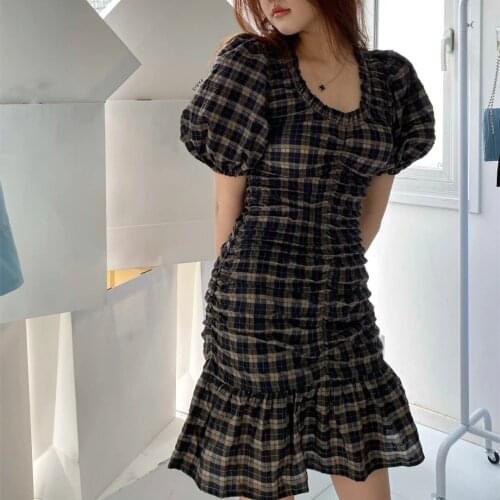 Women Plaid Ruffled Mini Dress 2021 Summer Ladies Lantern Sleeve Slim Pleated Slim Mermaid Elegant Shorrt Dresses Robes