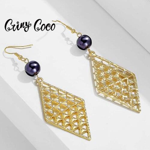 Hawaiian Earrings for Women Pearl Diamond Drop Pattern Fantastic Stylish Geometry Earring Gold and Black Color Charming Ladies