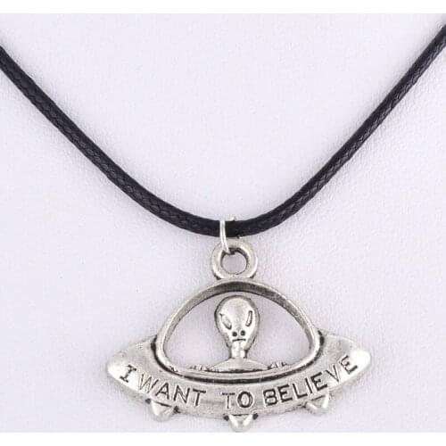 23*31MM Vintage antique bronze silver color alien pendant necklace women choker wax cord rope necklace jewelry fashion girl