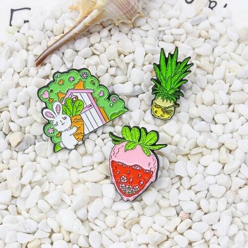Rabbits home Enamel Brooch Strawberry pineapple carrot Vegetable fruit Lapel Pin Cartoon animal cute jewelry Badge kids gifts