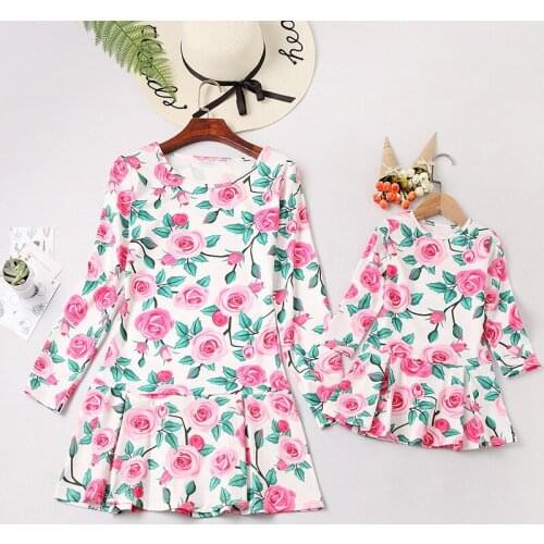Mom and Daughter Dress Fashion Floral Long Sleeve Mommy and Me Clothes Family Matching Outfits Women Girls Knee-length Dress