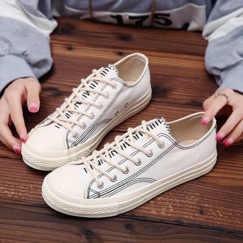 2018 White Korean Casual Canvas Shoes Summer and Spring Women Sneakers Breathable Lovers' Canvas Shoes