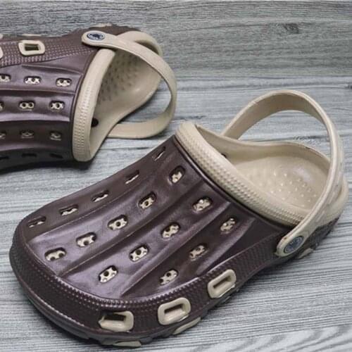 Men Clogs Slip on Water Shoes Casual Summer Garden Clog Classic Shoes Comfort Garden Anti Slip Beach Sandals