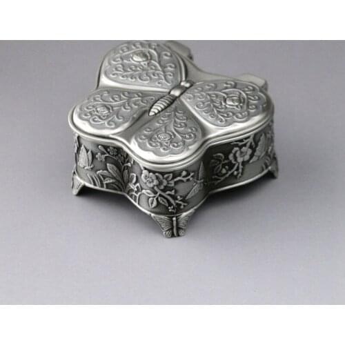 Vintage butterfly Embossed Music Box Movement Alloy Clockwork Silver Home Decoration Crafts Christmas Birthday surprise Gift