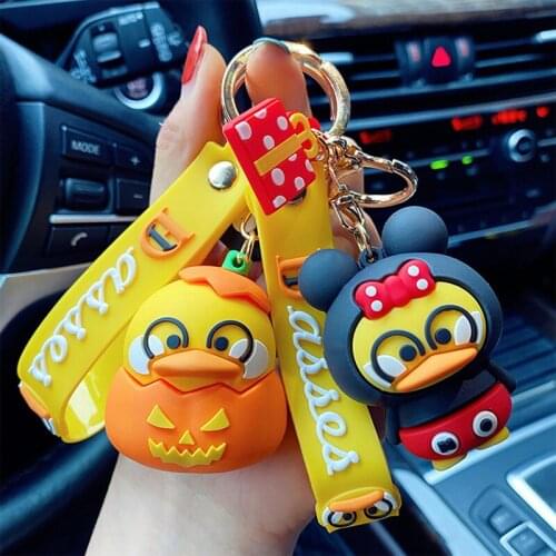 2021 Hot Cartoon Creative Duck Key Chain Fashion Trend Bag Pendant Keyrings Sweethearts Couple Women Car Keychains