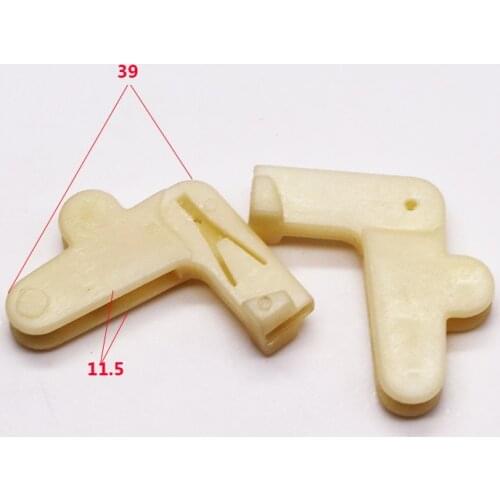 4PCS Car Lock Block Fixed Clips For Volkswagen Old Santana Jetta Plastic Fasteners