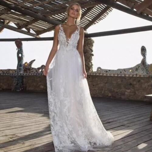 White Beach Wedding Dresses Lace Appliques Deep V Neck Vestidos De Novia 2019 Bridal Gowns Sleeveless Floor Length Plus Size