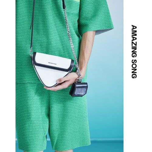 Amazing Song Triangle Bag Unisex Messenger Bag Split Leather Hasp Chain Strap Speacial Niche Sport Fashion