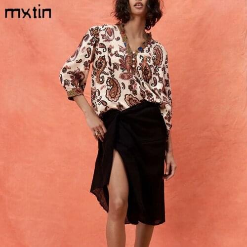 MXTIN 2021 Women Summer Fashion Chic Floral Print Tops Blouses Vintage V-Neck Three Quarter Casual Blouses Shirts Blusas Tops