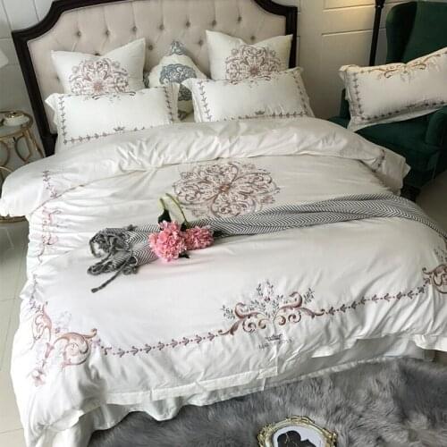 White 100S Egyptian Cotton Embroidery Luxury Royal Bedding Set 4pcs King Queen Wedding Bed Sheet set Duvet cover Pillowcase 6pcs