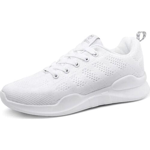 Lightweight Sports Shoes Casual Fashion Sports Flying Woven Running Shoes Women 2021 Summer New Style