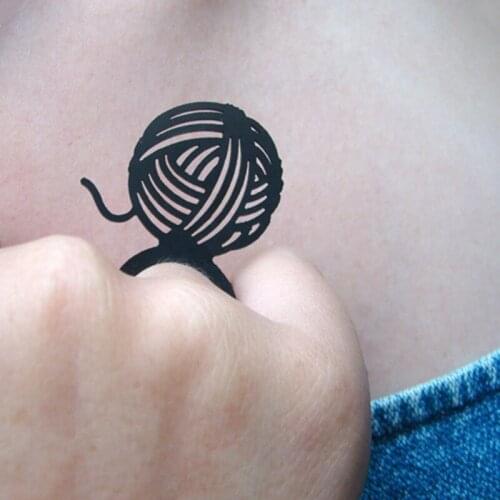 Geometric Openwork Wool Ball Ring Acrylic Yarn Rings Cats and Dogs Pet Toys Love Animals People Gifts Party Friends Jewelry