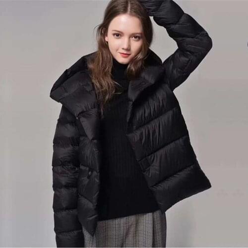 2020 New Winter Short Coat Women Ultra Light 90% White Duck Down Jacket Parka Loose Warm Hooded Overcoat Long Sleeve Outerwear
