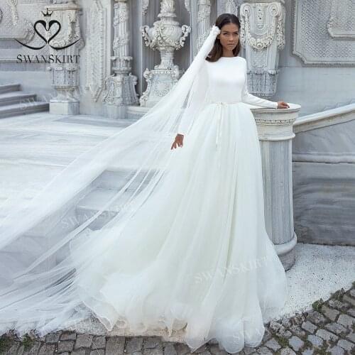 Elegant Satin Wedding Dress 2020 Fashion O-Neck Long Sleeve A-Line Bridal Gown 2020 Princess Swanskirt UZ101 Vestido de novia