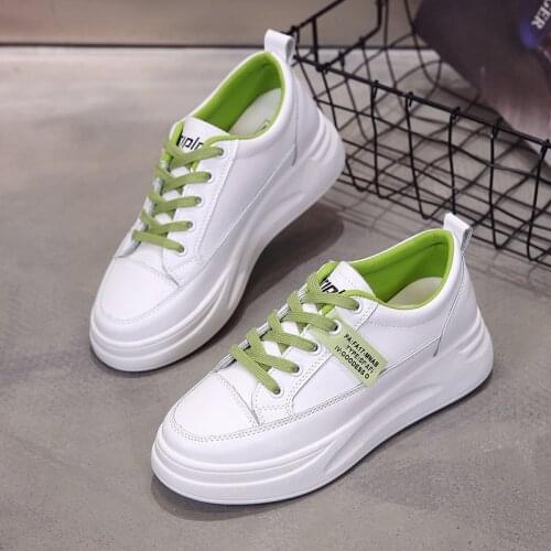 2021 Women Platform Sneakers Female Soft Leather Walking chunky Sneakers Loafers For Women White Casual Flat Vacation Shoes