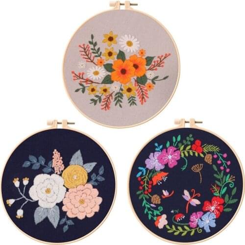 Easy Flowers Embroidery Starter Kit for Beginners, Modern Embroidery Kits, Contains all Embroidery Tools, English Description