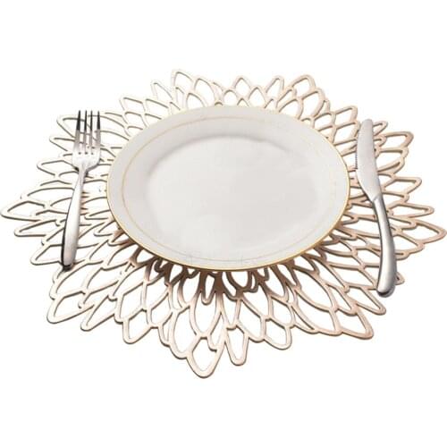 1pcs PVC Decor Heat Resistant Hollow Insulation Coaster Bowl Mat Home Christmas Table Pad 2020 Hot Sale