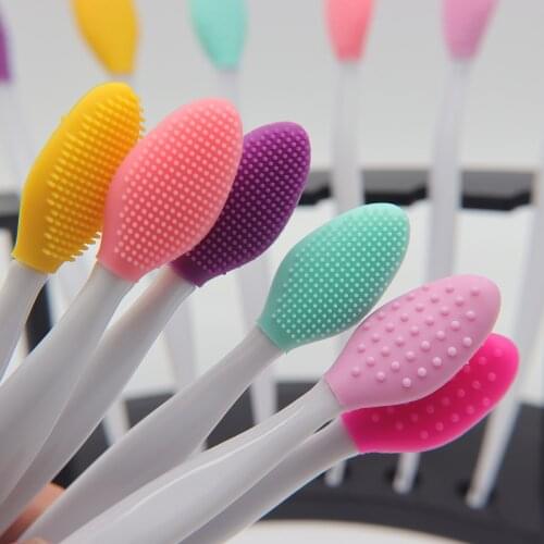 6 Pieces Silicone Exfoliating Lip Brush Tool Double-sided Soft Lip Brush for Smoother and Fuller Lip Appearance