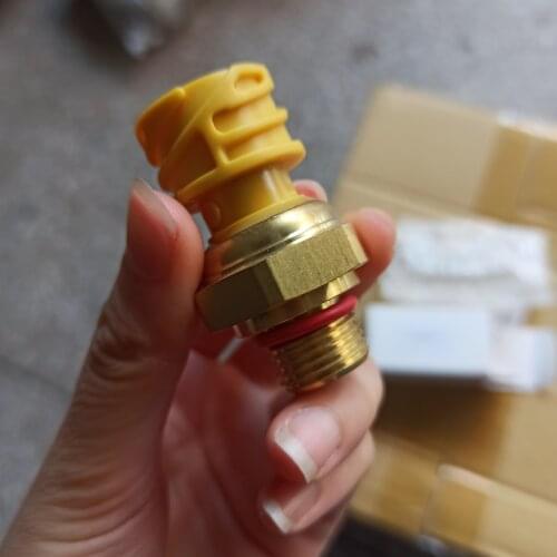 21634017 Oil Pressure Sensor For D12 D13