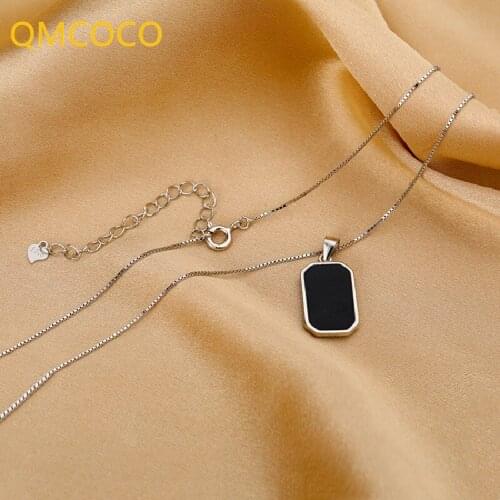 QMCOCO 925 Silver Sweater Necklace For WomenTrend Vintage Smiple Couples Black Square Card Pendant Jewelry Party Gifts