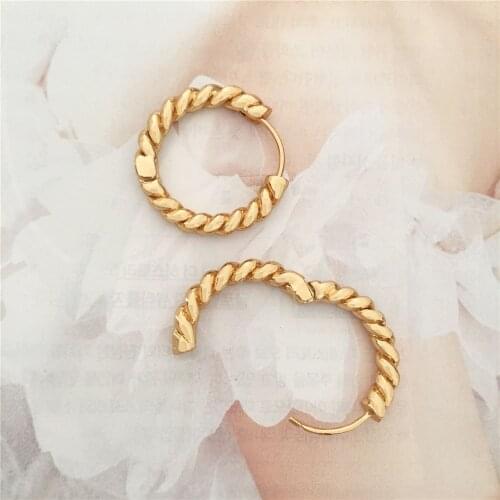 Trendy Gold Color Plating Twirl Small Size Hoop Earrings For Women Girl Elegant Chic Modern Huggie Gorgeous Jewelry Accessory