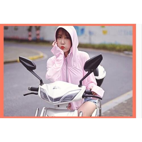 In the summer, womens arm sleeves of car drivers are protected from sun. Silk covered arms for Chevrolet car