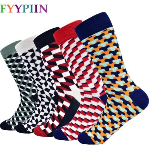 Mens socks casual business fashion happy mens cotton socks 5 pairs of European and American popular design size socks
