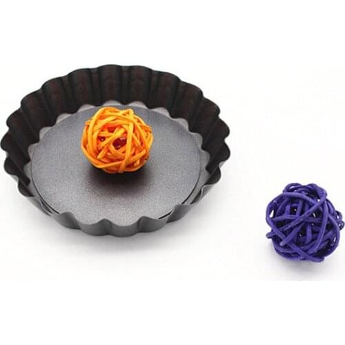 Baking Die Baking Plate For Bread And Fruit Pie Baking Plate 4 Inch Circular Flowering Chrysanthemum Non-sticking Carbon Steel B