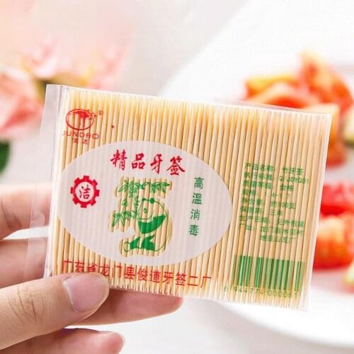 100PCS / Bag Bamboo Toothpick Disposable Natural Toothpicks Fruit Single Sharp Tooth Sticks Family Restaurant Care Tool