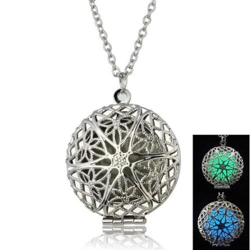 Round pendant feligree openable glowing necklace