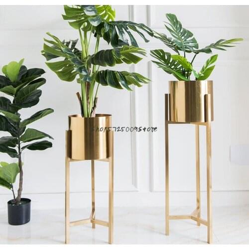 Nordic light luxury electroplating golden flower stand, living room TV cabinet corner, green radish flower pot, plant stand, orn