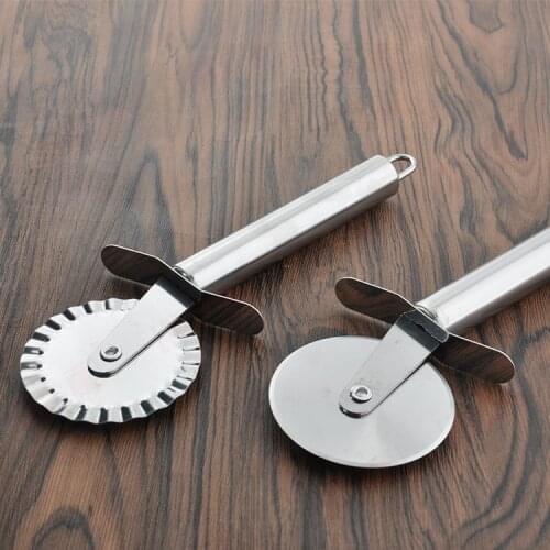 Durable Pizza Cutter Round Wheel Roller Stainless Steel Pizza Tools pizza peel Knife blades for chopper kitchen gadgets